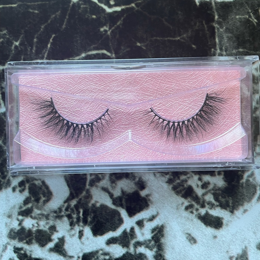 Brand new mink eyelashes